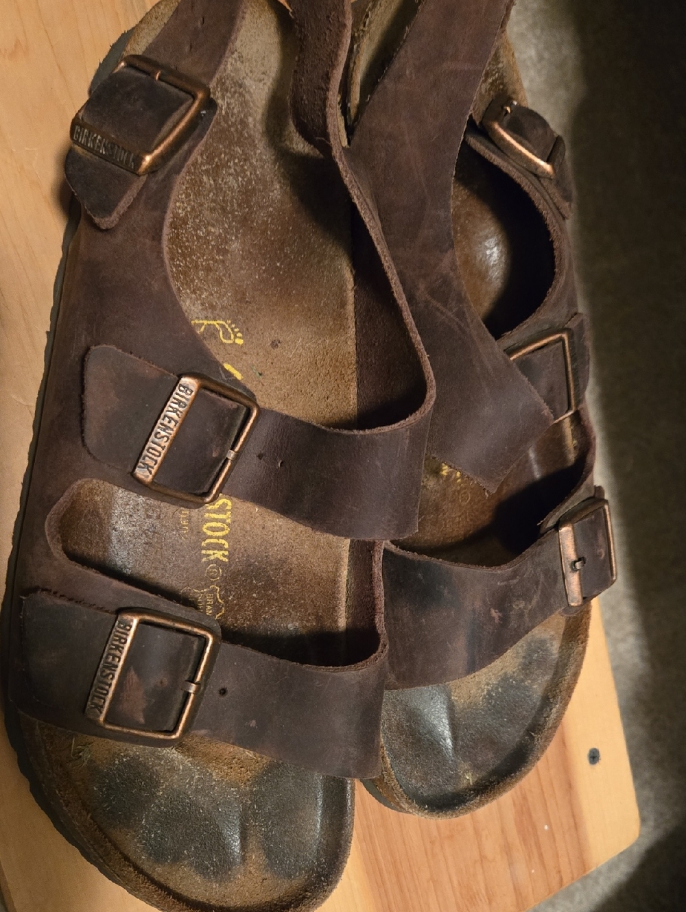 MENS BIRKENSTOCK SANDALS SZ 44
